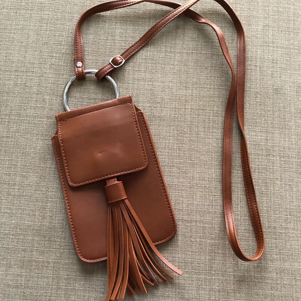 New without tags crossbody .